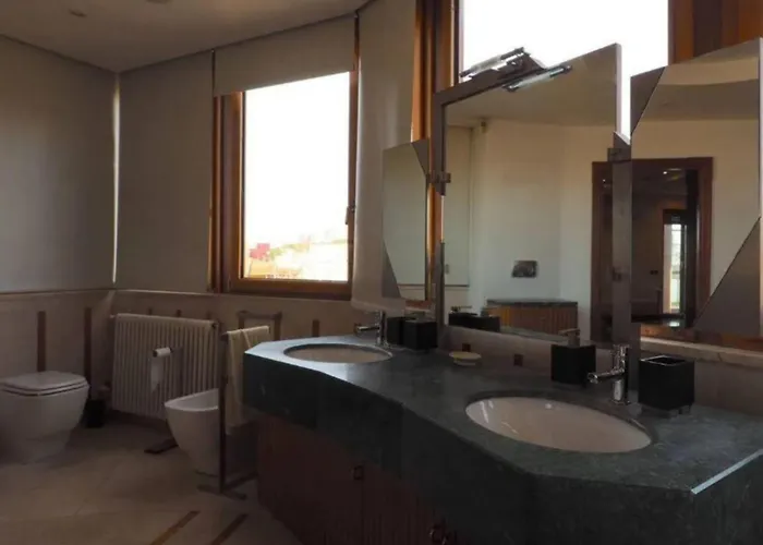 דירה Con Terrazza E Sauna A Monteverde, Roma, Italia רומא