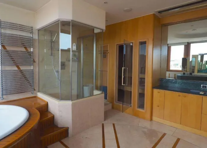Con Terrazza E Sauna A Monteverde, Roma, Italia דירה *